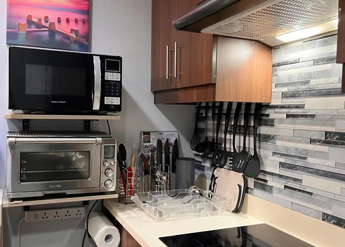 2 Bedroom At The Padgett Place 아파트호텔